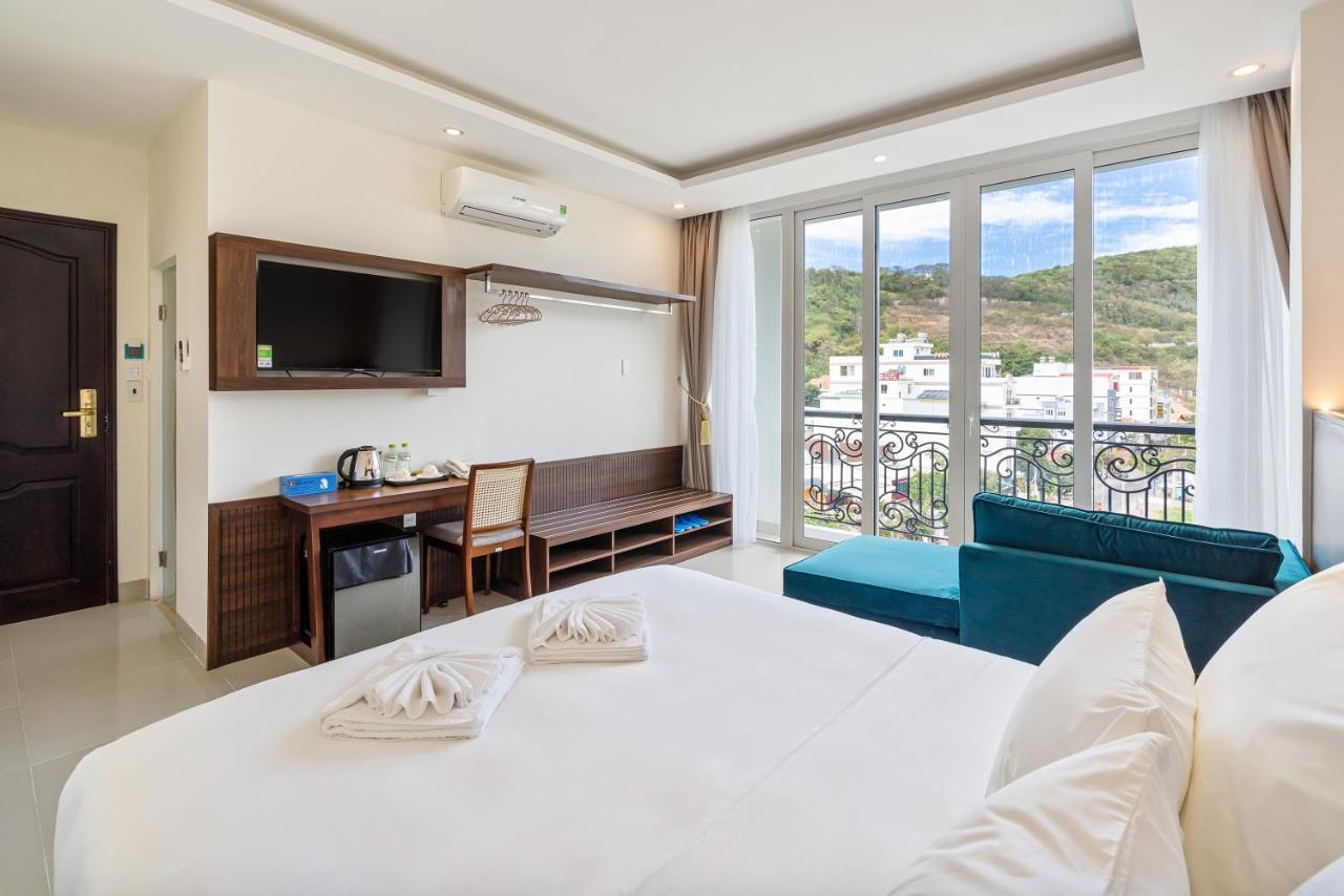 Aquatel Vung Tau Hotel Exterior photo